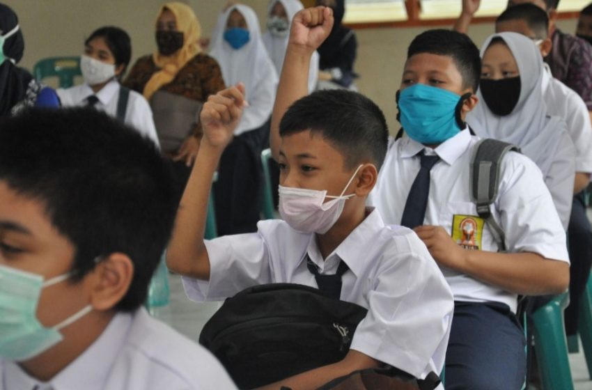  Dampak Ekonomi dan Pemberhentian Sekolah Tatap Muka