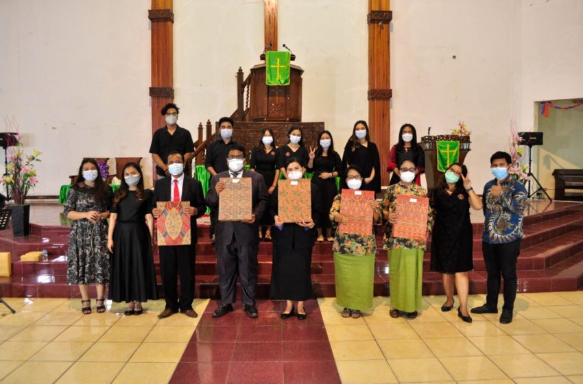  Kreasi NHKBP Tanjung Priok Timur Menggalang Dana Bagi Gereja