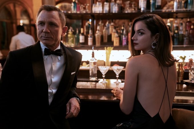 Mission Accomplished : Pujian Kritikus pada Film Bond “No Time To Die”