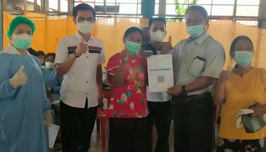  550 Orang Menerima Vaksin di HKBP Sisoma Distrik Tabagsel-Sumbar