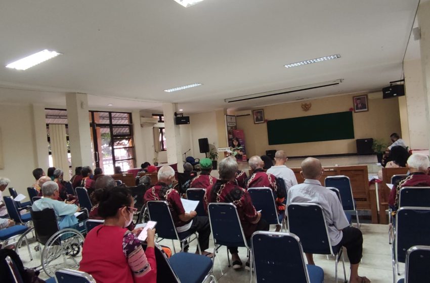  Tim Jompo Evangelis HKBP Distrik VIII DKI Jakarta Menutup Rangkaian Pelayanan Rutin Tahun 2021