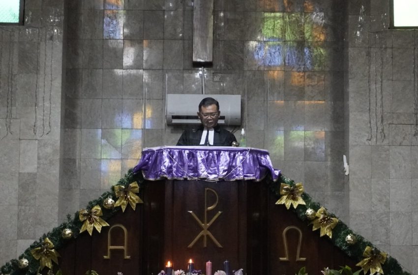  Praeses Bernard Manik Kunjungan Pastoral ke HKBP Sutoyo