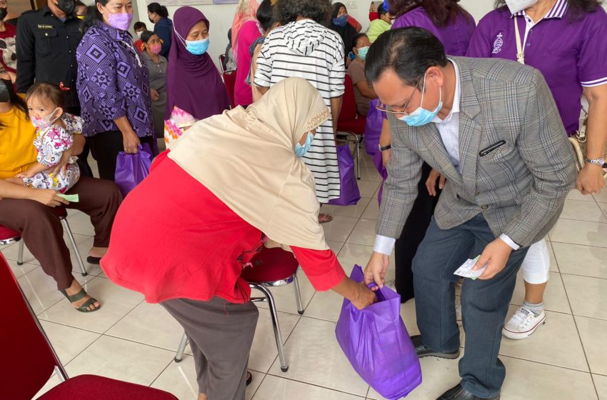  Berbagi Kasih Di Masa Adven ala Ina Hanna dan PPD HKBP Distrik VIII DKI Jakarta