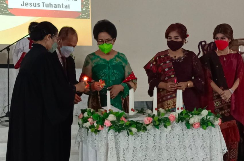  Natal Seksi Parompuan HKBP Sudirman di Hari Ibu