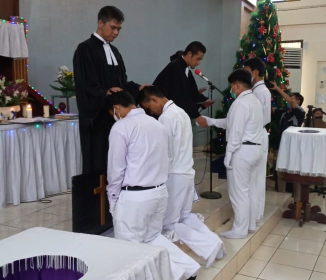  Ibadah Natal II dan Peneguhan Sidi di HKBP Kutabumi Tangerang