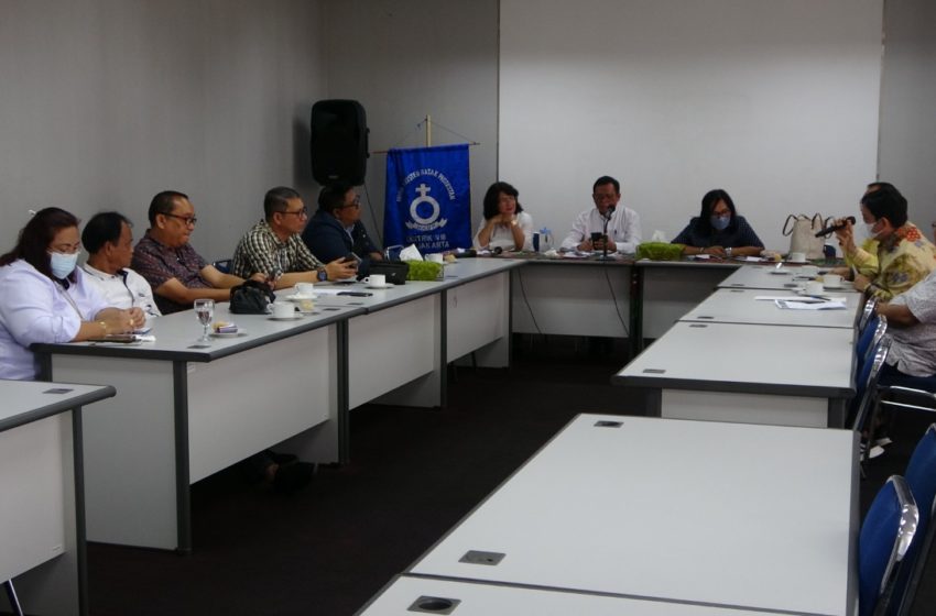  Rapat Panitia Renovasi Kantor Distrik : Fokus Pencarian Dana!