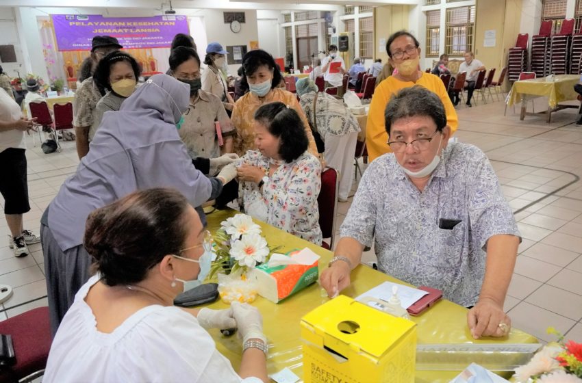  Skrining Kesehatan Lansia di HKBP Kernolong Resort Jakarta