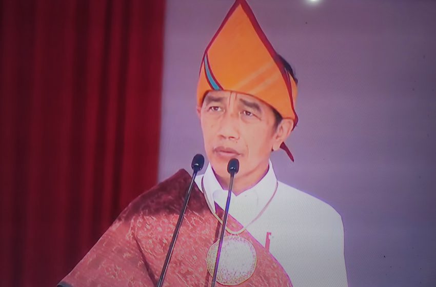 Kenakan Baju Adat Ende, Presiden Jokowi Pimpin Upacara Hari Lahir Pancasila