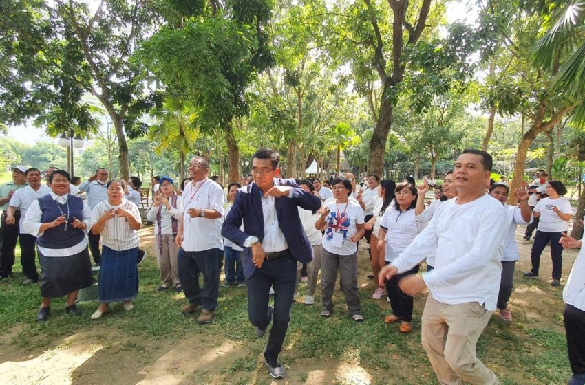  Berbaur Dalam Kebahagiaan Bersama, Family Gathering Pelayan Penuh Waktu dan Keluarga HKBP Distrik X Medan Aceh