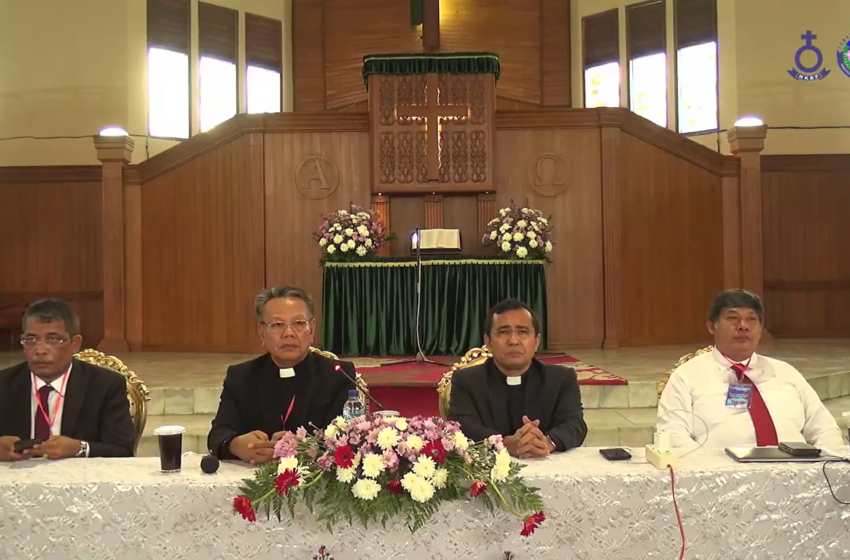  90 Orang Kaum Bapak Ikuti Seminar Ama HKBP Regional V di Palembang