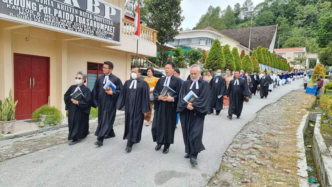 Pemberdayaan Guru Sekolah Minggu HKBP Distrik III Humbang Oleh Departemen  Koinonia-Biro SMIRNA HKBP - Website Resmi Huria Kristen Batak Protestan  (HKBP)