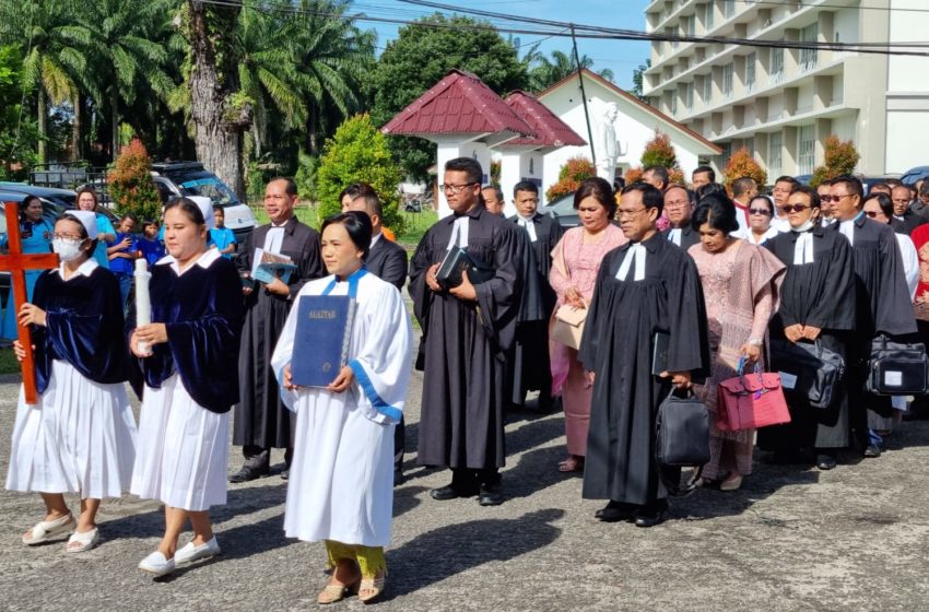  Ka.Dep Koinonia Pdt. Deonal Sinaga Layani Pesta Puncak Tahun Kesehatian Distrik V Sumatera Timur