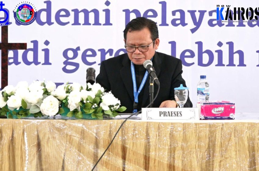  Praeses Bernard Manik Membuka Gelaran Sinode HKBP Distrik VIII DKI Jakarta