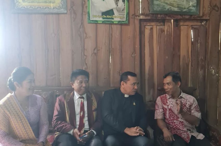  Sarapan Soto Solo Di Rumah Ketua RT, Ephorus HKBP: Nasionalis Sejati!