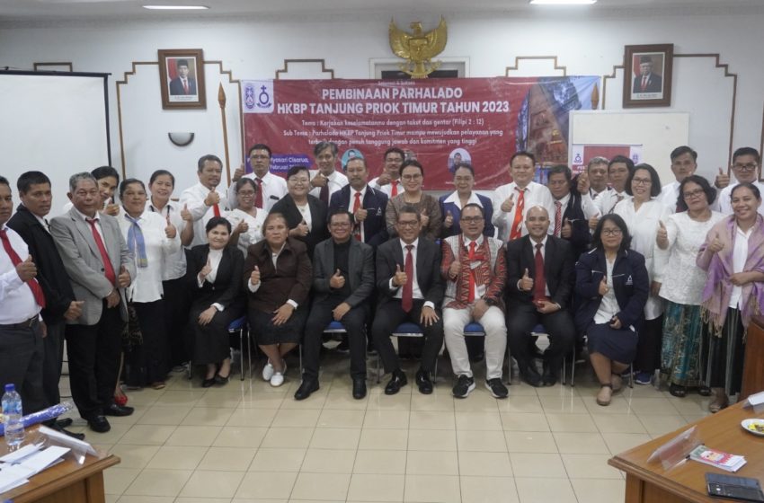  Tingkatkan Pelayanan Yang Profesional, HKBP Tanjung Priok Timur Adakan Pembinaan