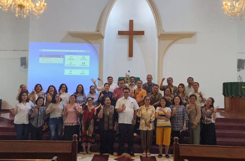 Pembinaan Guru Sekolah Minggu HKBP Pondok Kopi “Working With Jesus” - New  Kairos