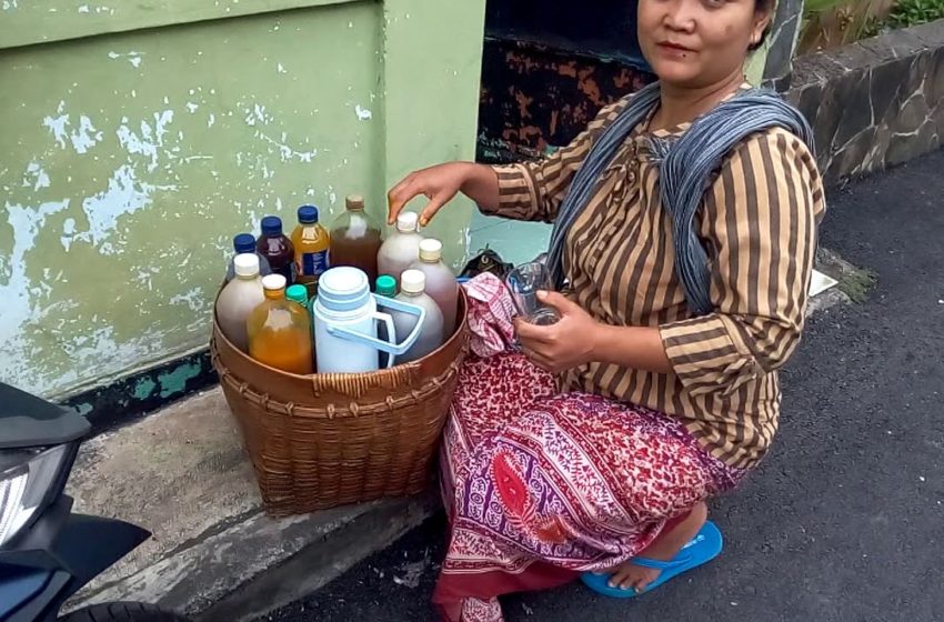  Perempuan Indonesia dalam Melestarikan Jamu Disorot Vogue AS