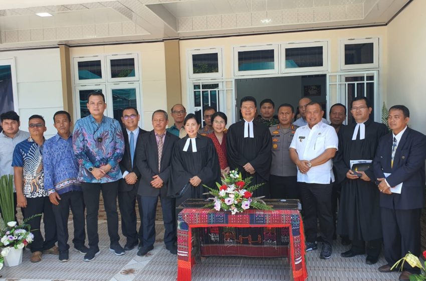  Sekjen HKBP Meresmikan Rumah Dinas Praeses Distrik IX Sibolga Tapteng Nias