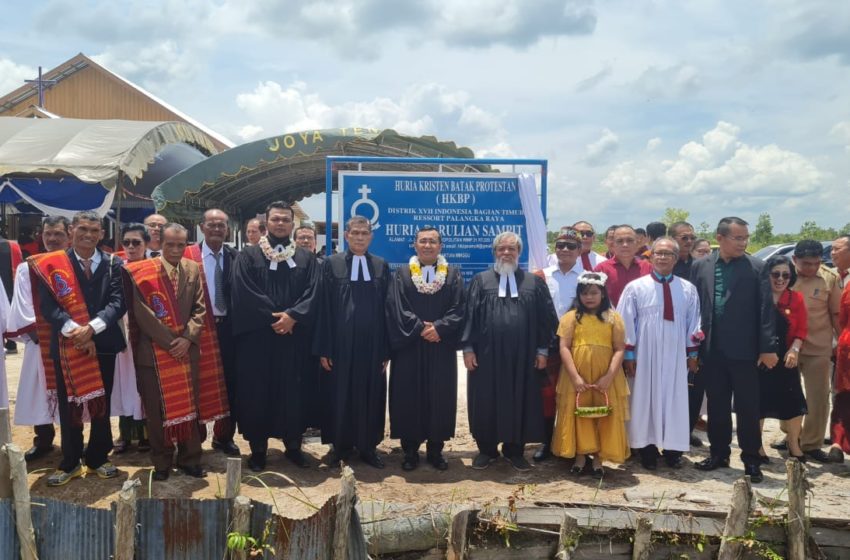  HKBP Parulian Sampit Kotawaringin Timur Kalimantan Selatan Resmi Menjadi Jemaat Penuh