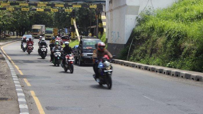  Volume Kendaraan Jalur Mudik Meningkat Namun Belum Ada Kemacetan