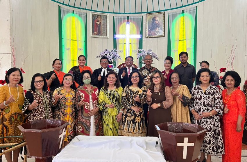  SPH HKBP Tanjung Priok Wisata Bakti Sosial. Beberapan Gereja di Bona Pasogit Menerima Bantuan