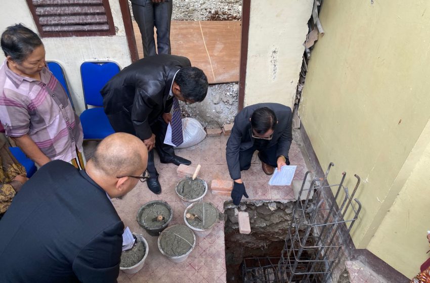  Peletakan Batu Pertama Gedung Sekolah Minggu dan Konsistori HKBP MT Haryono