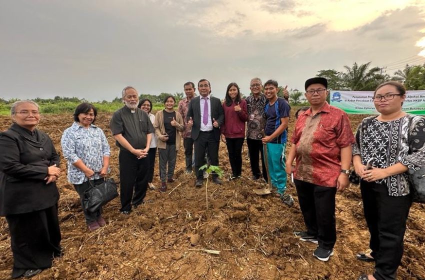  Ephorus HKBP Mendorong Revitalisasi Lahan “Porlak” Universitas HKBP Nommensen di Simalingkar B Medan