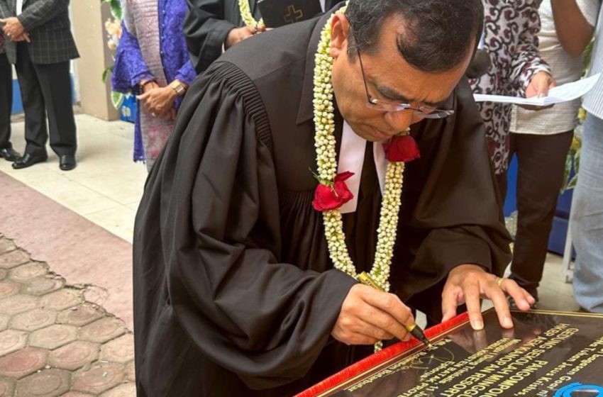  Ephorus HKBP Meresmikan Gedung Sekolah Minggu dan 5 Unit Rumah Dinas Pelayan HKBP Aek Kanopan