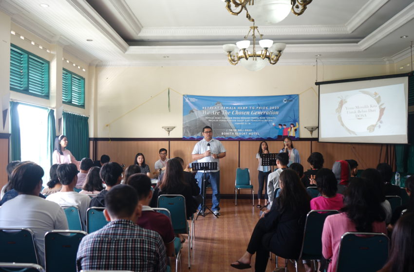  HKBP Tanjung Priok Gelar Retreat Remaja di Puncak Bogor. Narasumber Pdt. Paul Sihombing dan Pdt. Frengki Napitupulu