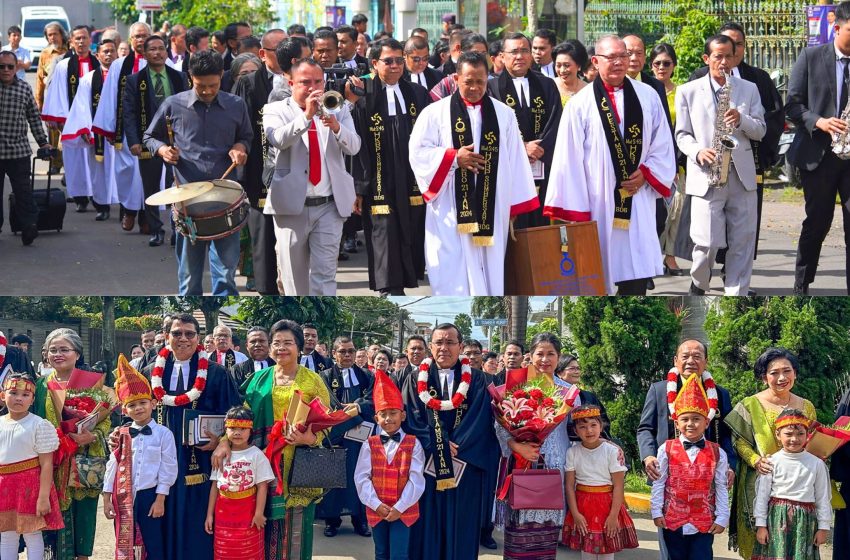  Ephorus HKBP Memimpin MBO dan Ultah 27 HKBP Sumbersari Bandung Barat