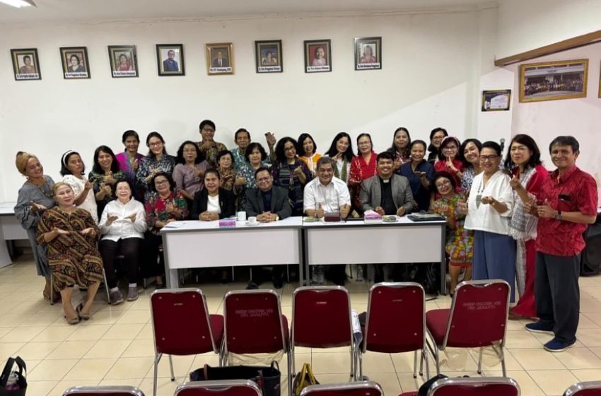  Praeses Bernard Manik Pimpin Pertemuan dan Pembekalan Evangelis Distrik DKI Jakarta