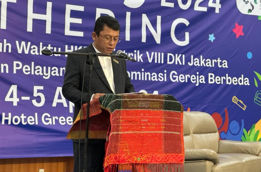  Ibadah Pagi Family Gathering, Pdt.Arthur Sitorus Ajak Peserta Alami Perjumpaan Dengan Tuhan.