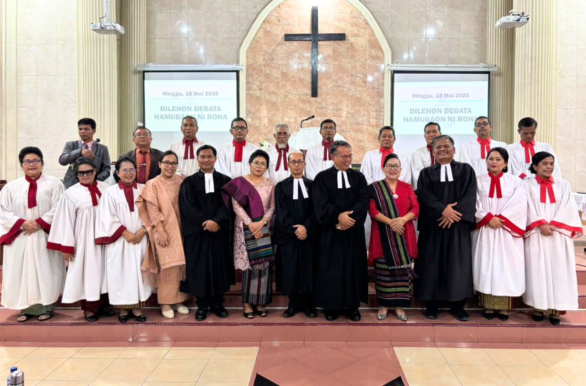 Praeses Oloan Nainggolan Pimpin Pemulihan Status HKBP Volker, Lantik Uluan Huria Baru