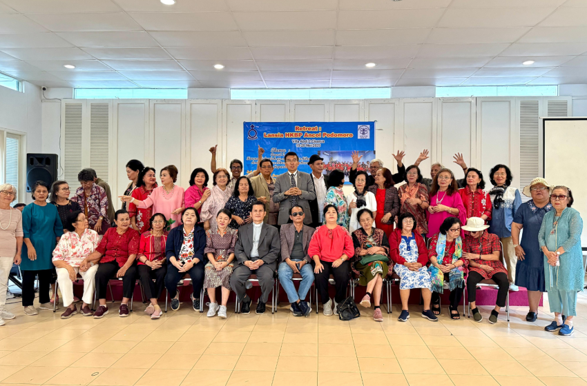 Pdt. Henry Manalu Pimpin Retreat Lansia HKBP Ancol Podomoro di Cisarua