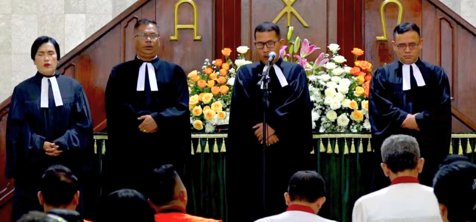Temu Pisah dan Pelantikan Pendeta Fungsional di HKBP Sutoyo