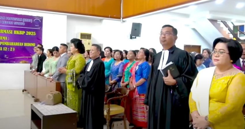 HKBP Sutoyo Berangkatkan Pendeta Memasuki Masa Pensiun, Sambut Pendeta Resort Baru