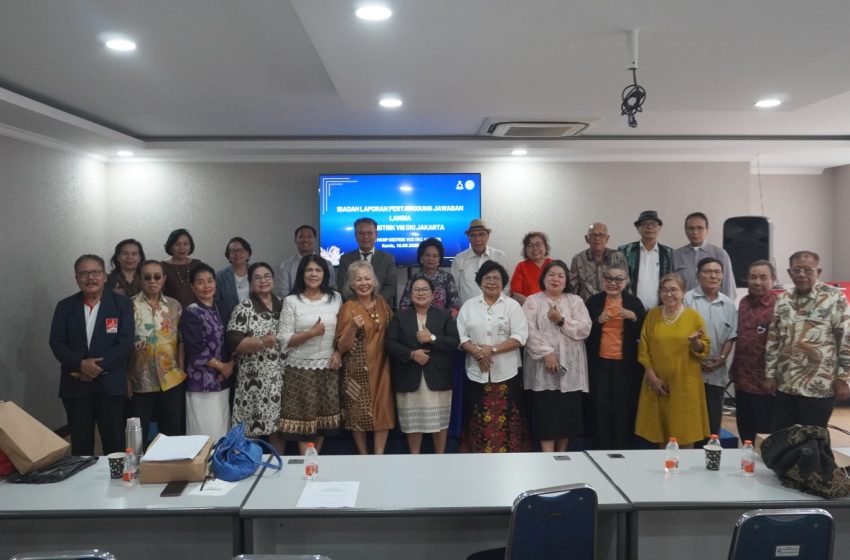 Praeses Sambut Baik LPJ Lansia Berangklung HKBP Distrik VIII DKI Jakarta 