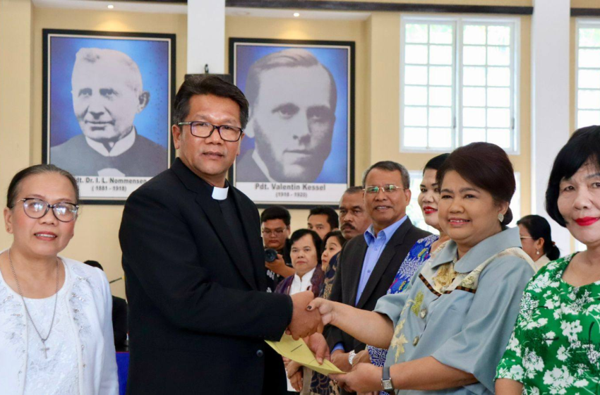 Sandra Sidabutar Dilantik Menjadi Ketua Panitia Paskah Raya HKBP Tahun 2026