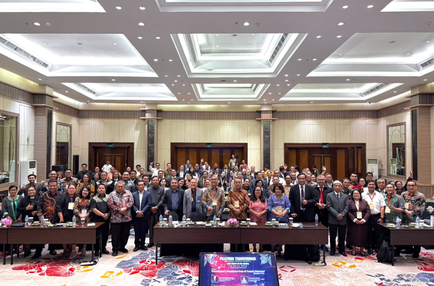  Praeses HKBP Distrik VIII DKI Jakarta Tekankan Pentingnya Pembekalan Pelayan Full-Timer dalam Tahun Transformasi