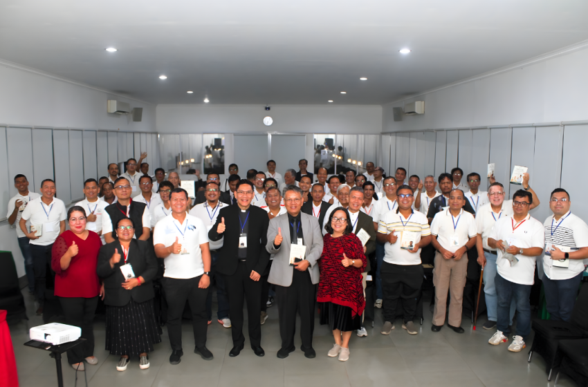 Ama HKBP Distrik VIII DKI Jakarta : Ama Na Marsahala